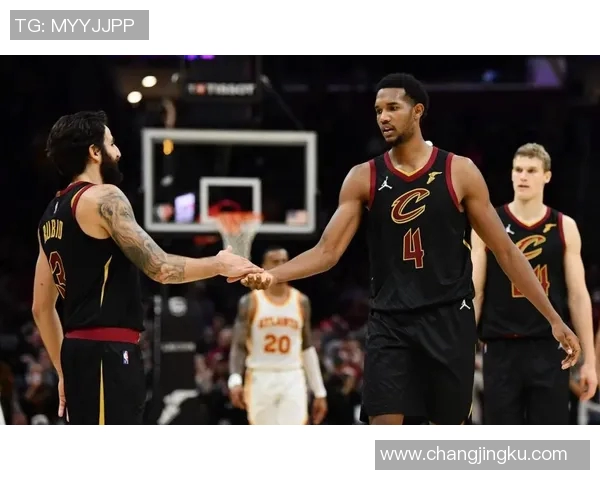 文班亚马新赛季表现惊艳场均数据引领新秀竞争格局